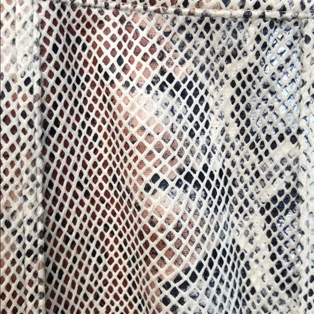 Hem & Thread Snake Net Mini Skirt - Picture 3 of 11